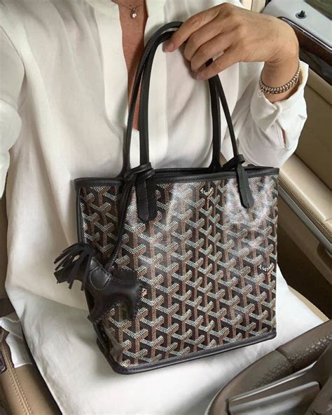 goyard saint louis price|goyard anjou gm bag price.